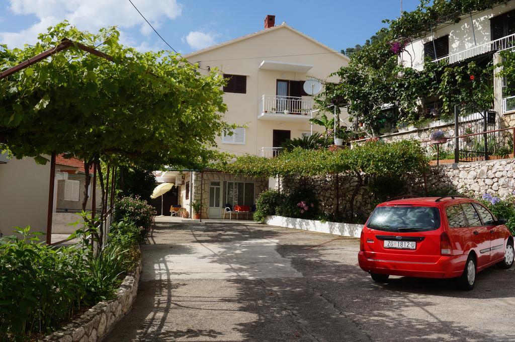Rooms & Apartments Tepsa - Centre Hvar Town Exterior foto
