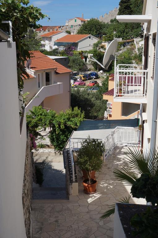 Rooms & Apartments Tepsa - Centre Hvar Town Exterior foto
